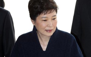 Cựu tổng thống Park Geun-hye xin lỗi, cam kết hợp tác điều tra
